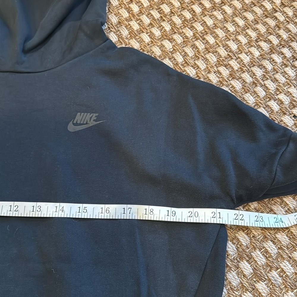 Nike Black Hoodie - Picture 9 of 9